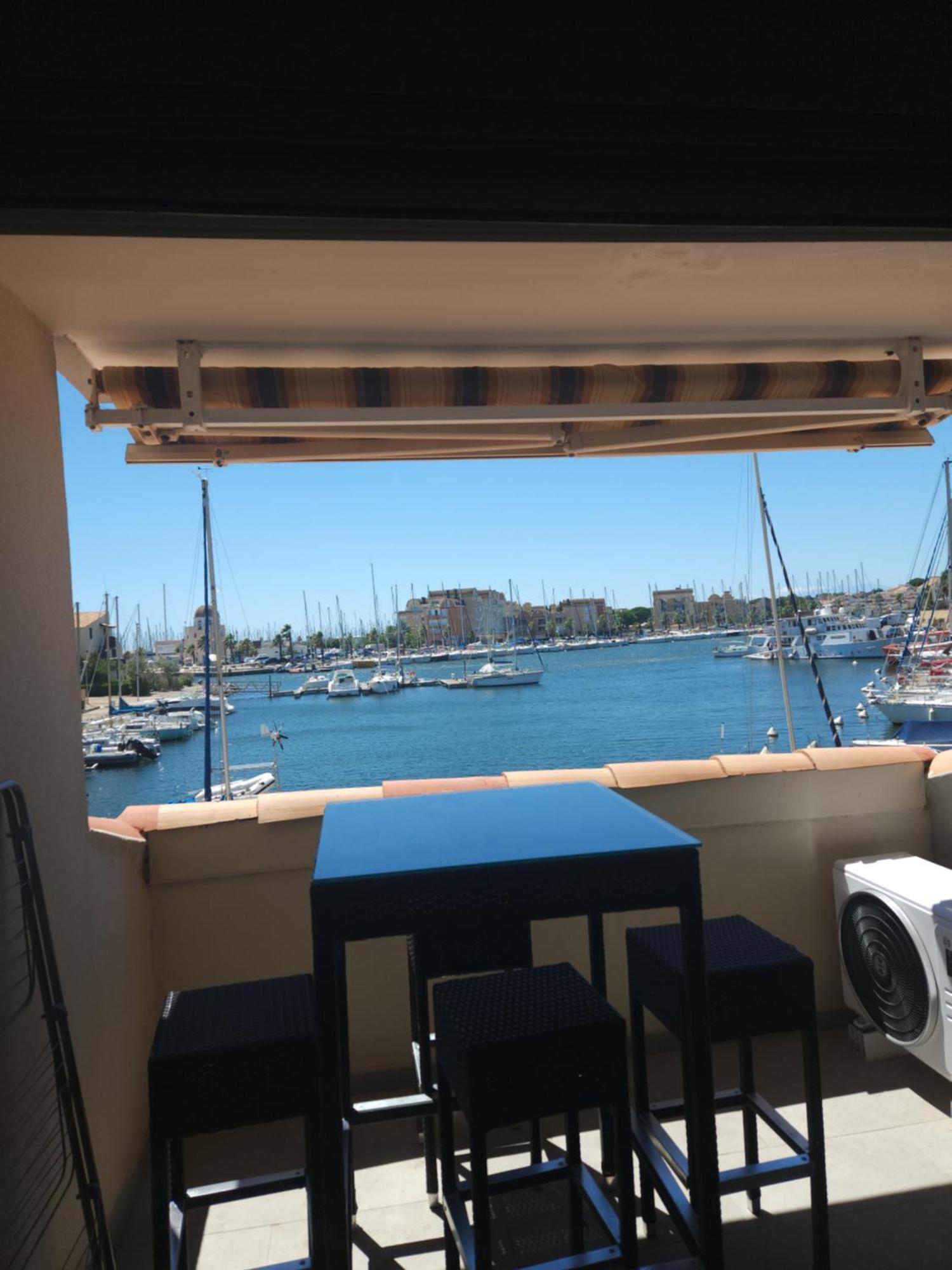 Confort Sur Le Port 格吕桑 外观 照片